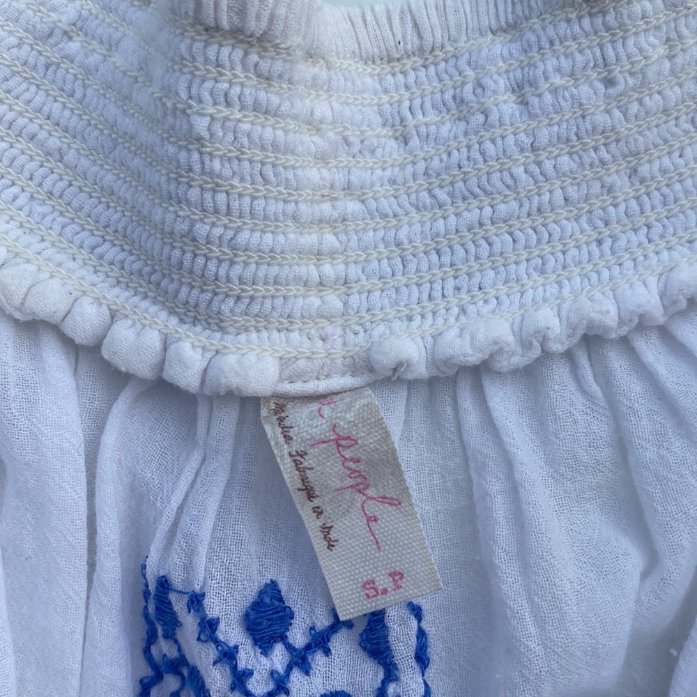 FREE PEOPLE Silver Springs Blue White Embroidered Top Small - Picture 6 of 7